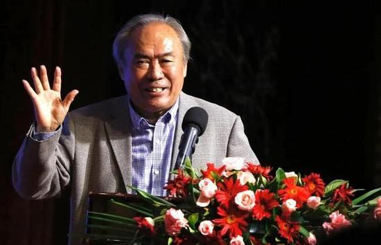 英语老师让我扒她罩子